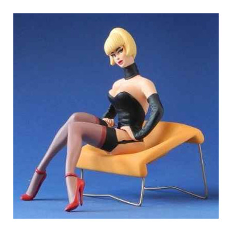 Figurine Pin Up La blonde Lola  - PU03