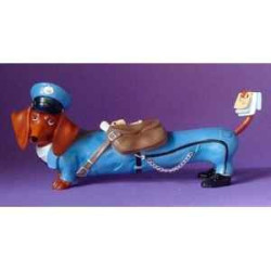 Figurine hot diggity chien teckel mailman  - hot16480