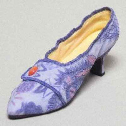 Figurine chaussure miniature collection just the right shoe 1760  - lavish tapestry  - rs25087