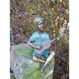 Garçon avec guitar -AN1502BR-V