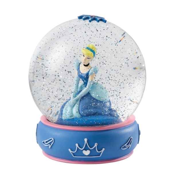 Shy and romantic (cinderella waterball) enchanting dis Figurines Disney Collection -A26968 -1