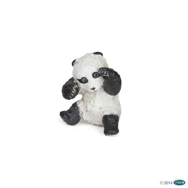 Figurine Bebe panda jouant Papo -50134
