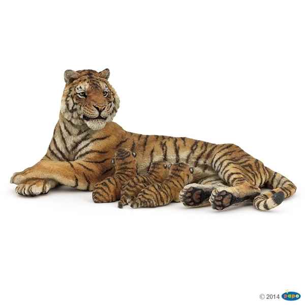 Figurine Tigresse couchee allaitant Papo -50156